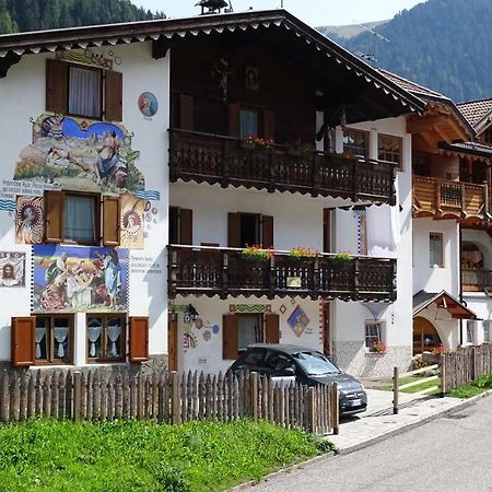 La Capinera Canazei Exterior foto