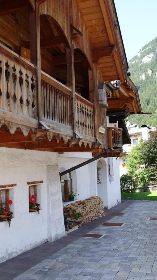 La Capinera Canazei Exterior foto