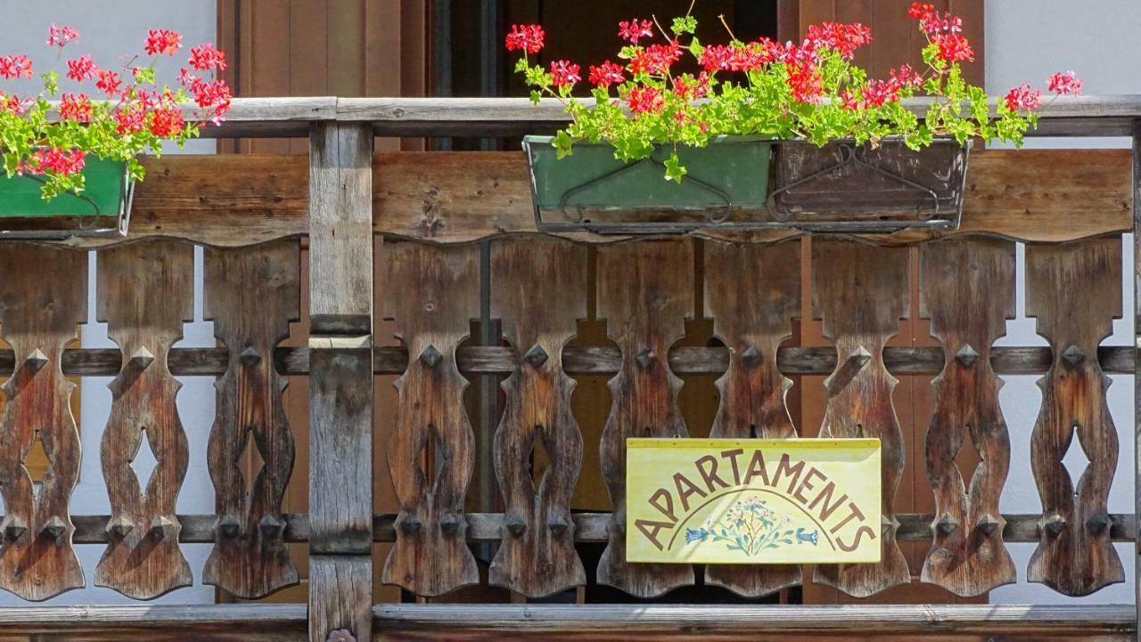 La Capinera Canazei Exterior foto